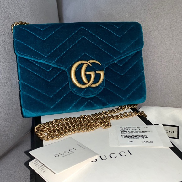 Gucci Handbags - Gucci Marmont Velvet Matelasse Chain Bag NWT